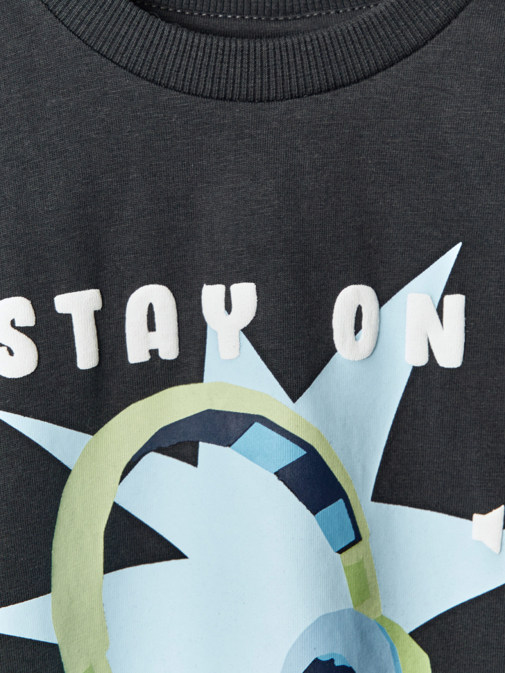 футболка оверсайз с принтом для мальчиков по цене 799 руб вид справа