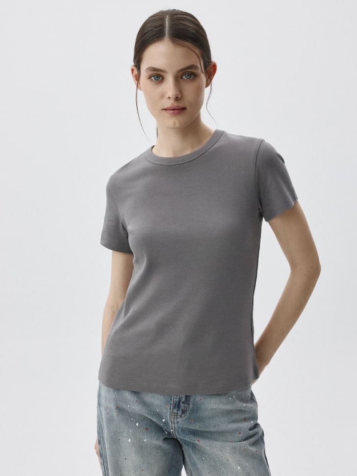 

Футболка KIRA SLIM FIT