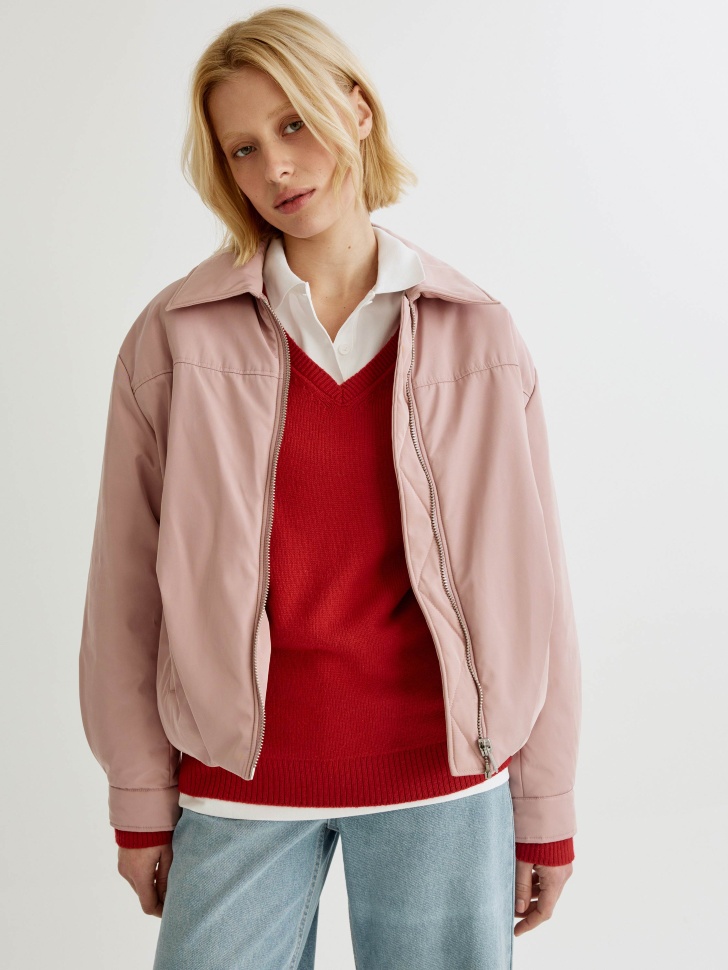 короткая куртка с воротником из россии вид сбоку