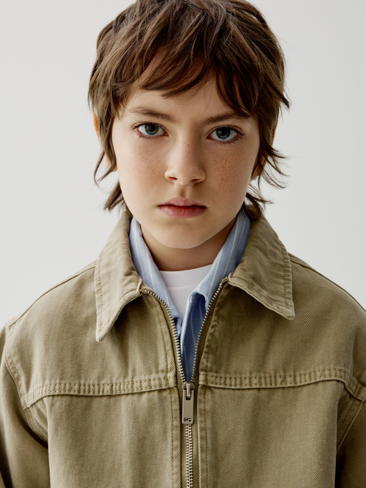 джинсовая куртка на молнии для мальчиков из россии вид сбоку