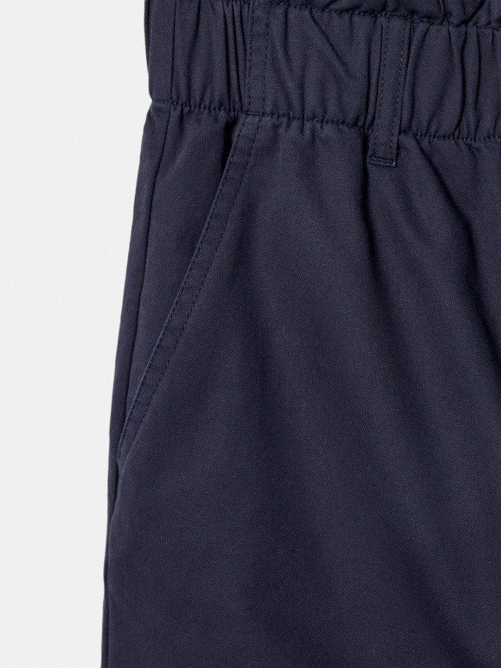 короткие шорты с присборенной талией из хлопка спереди