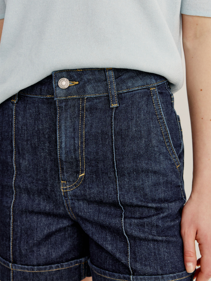 джинсовые шорты со средней посадкой из россии вид сбоку