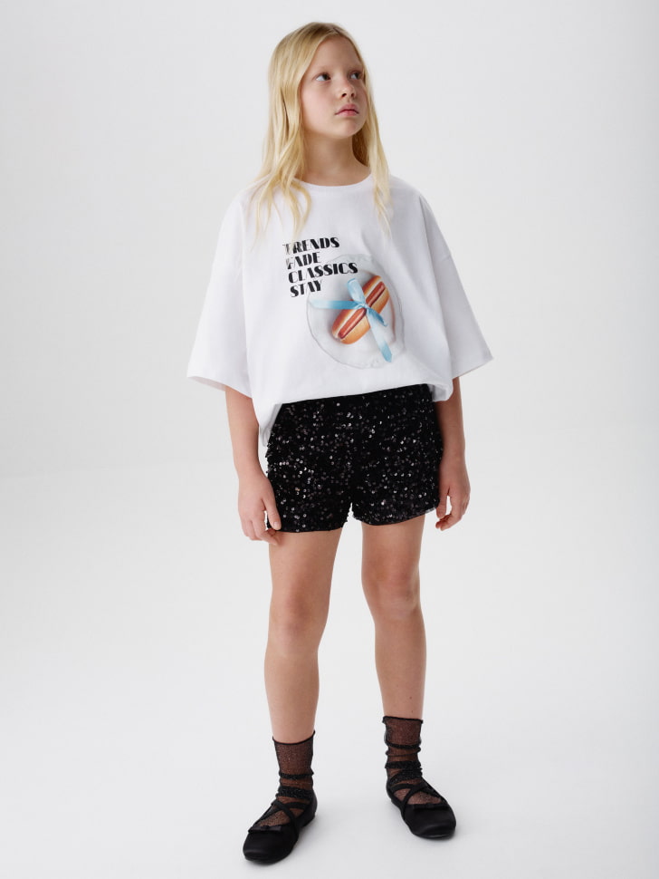 футболка оверсайз с новогодним принтом для девочек 4680798763521 по акции