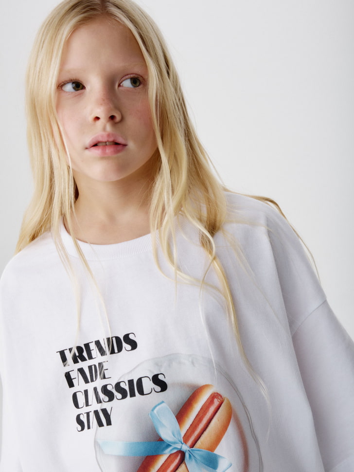 футболка оверсайз с новогодним принтом для девочек 4680798763521 в интернет магазине