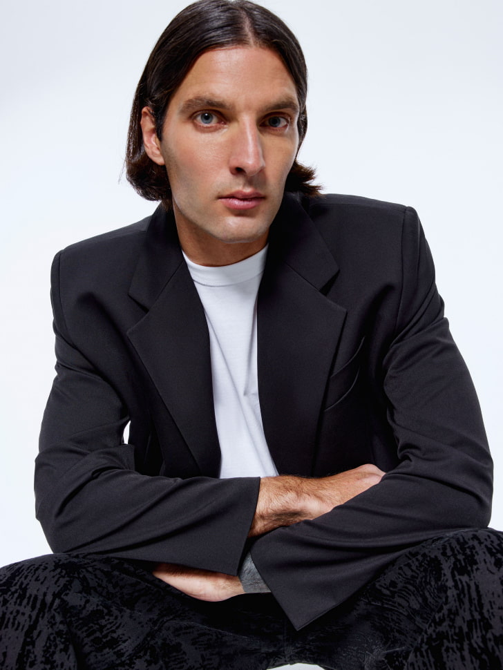 пиджак со смещенной потайной застежкой 4680798463902 по низкой цене