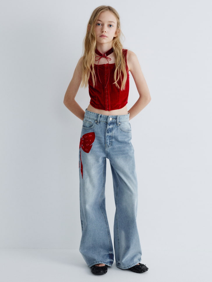 джинсы wide leg с бантом со стразами для девочек 4680798667065 по акции