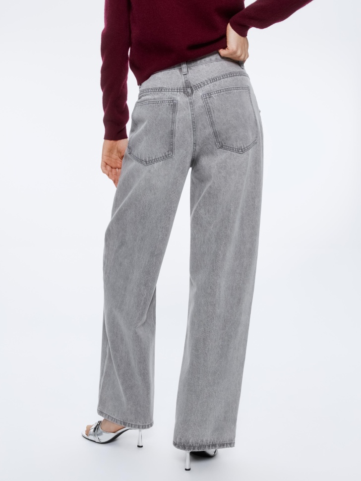 джинсы loose straight с цветочным декором 4610517289971 с промокодом