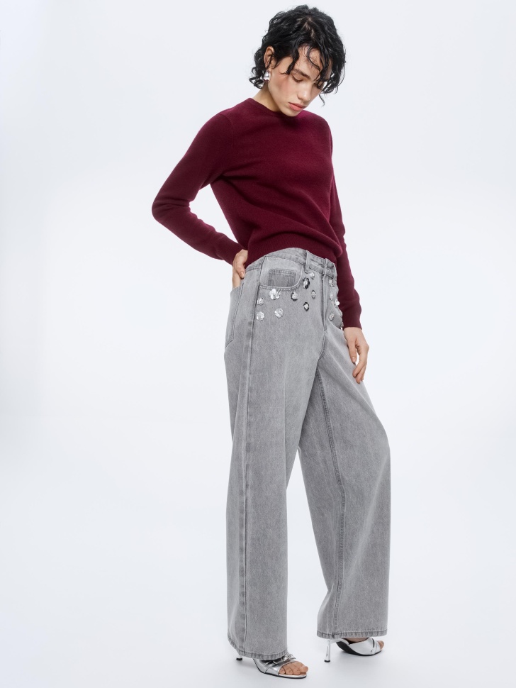 джинсы loose straight с цветочным декором 4610517289971 по низкой цене