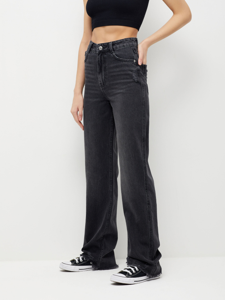 Прямые джинсы с рваным нижним краем (серый, S) sela 4680129322335 - фото 3