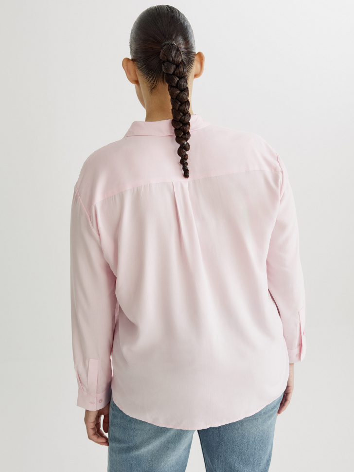 рубашка классическая из вискозы универсального стиля с лицевой стороны