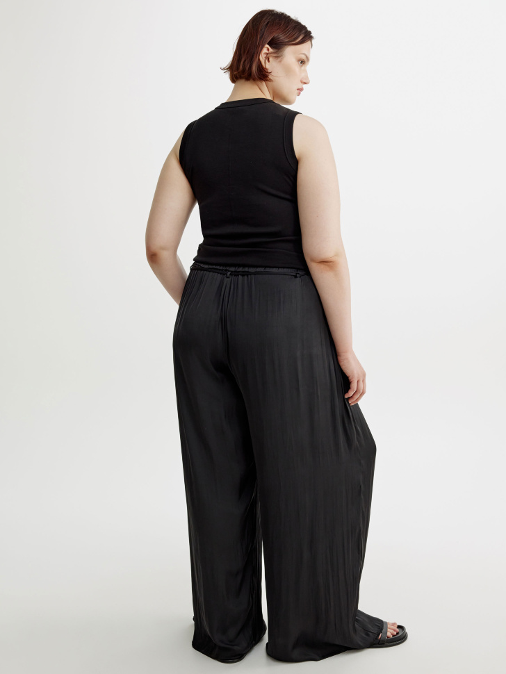 широкие брюки из фактурной ткани из проверенных материалов спереди