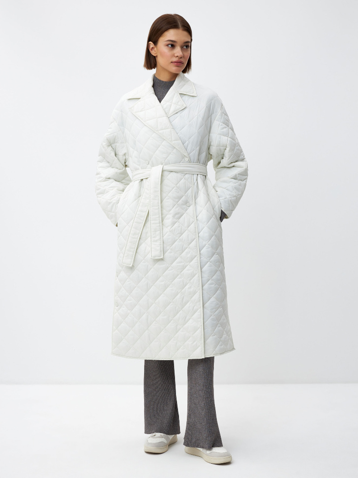 Стеганое пальто-халат (белый, L)