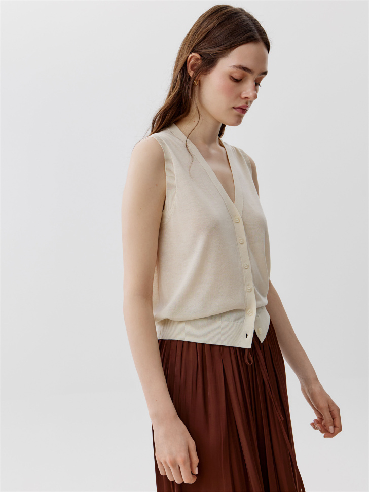 вязаный жилет из смесового лиоцелла с содержанием льна по цене 2999 руб вид справа