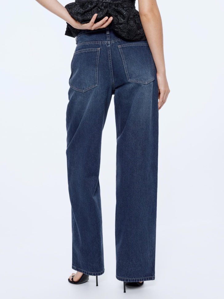 джинсы loose straight с цветочным декором 4610517289926 купить с доставкой