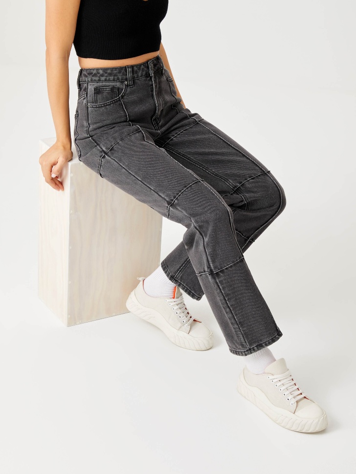 фото Прямые джинсы с декоративными защипами (серый, m) sela