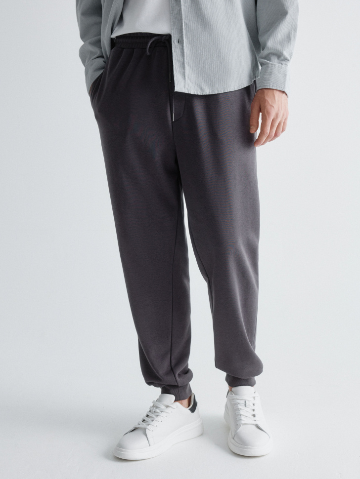 базовые трикотажные джоггеры со средней посадкой 4610517257468 по акции
