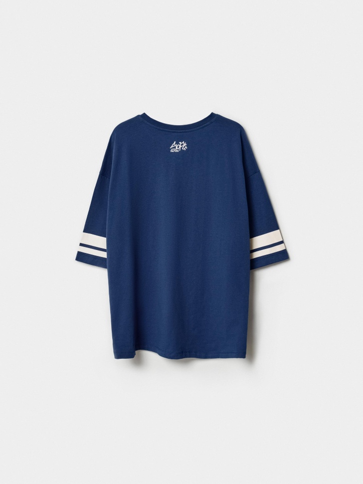 комбинированная футболка в спортивном стиле для мальчиков из россии вид сбоку