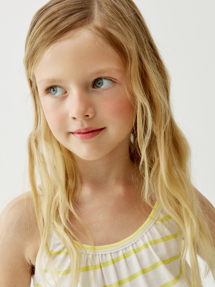 Товар с артикулом 4680798806136 вид сзади