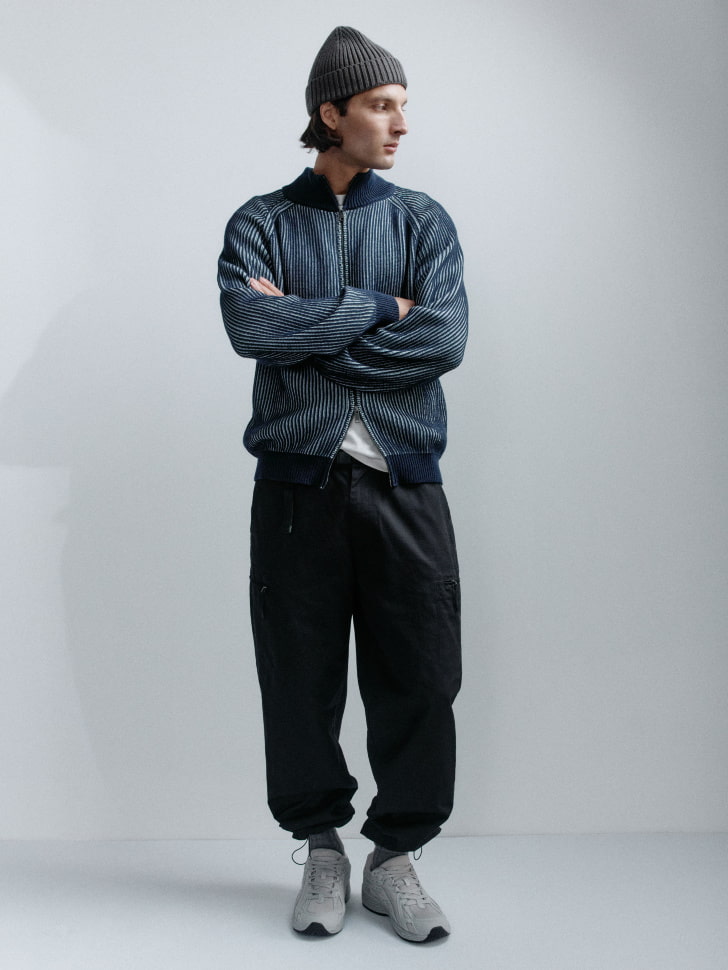 вязаный джемпер на молнии 4680704281781 по акции