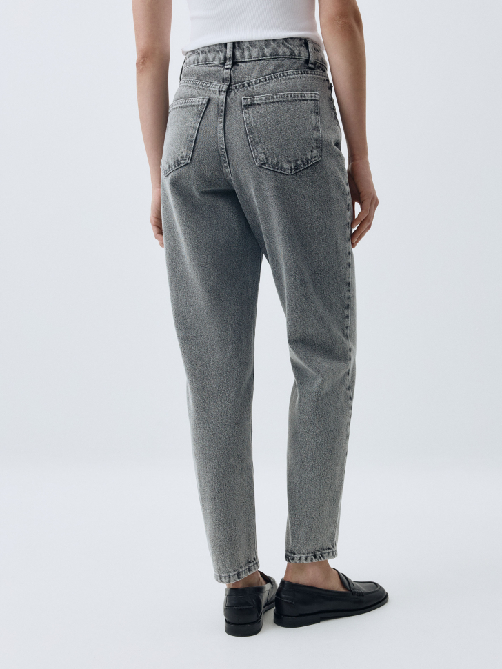 Джинсы 404 MOM FIT из органического хлопка. Фото №4