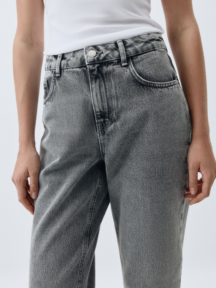 Джинсы 404 MOM FIT из органического хлопка. Фото №5