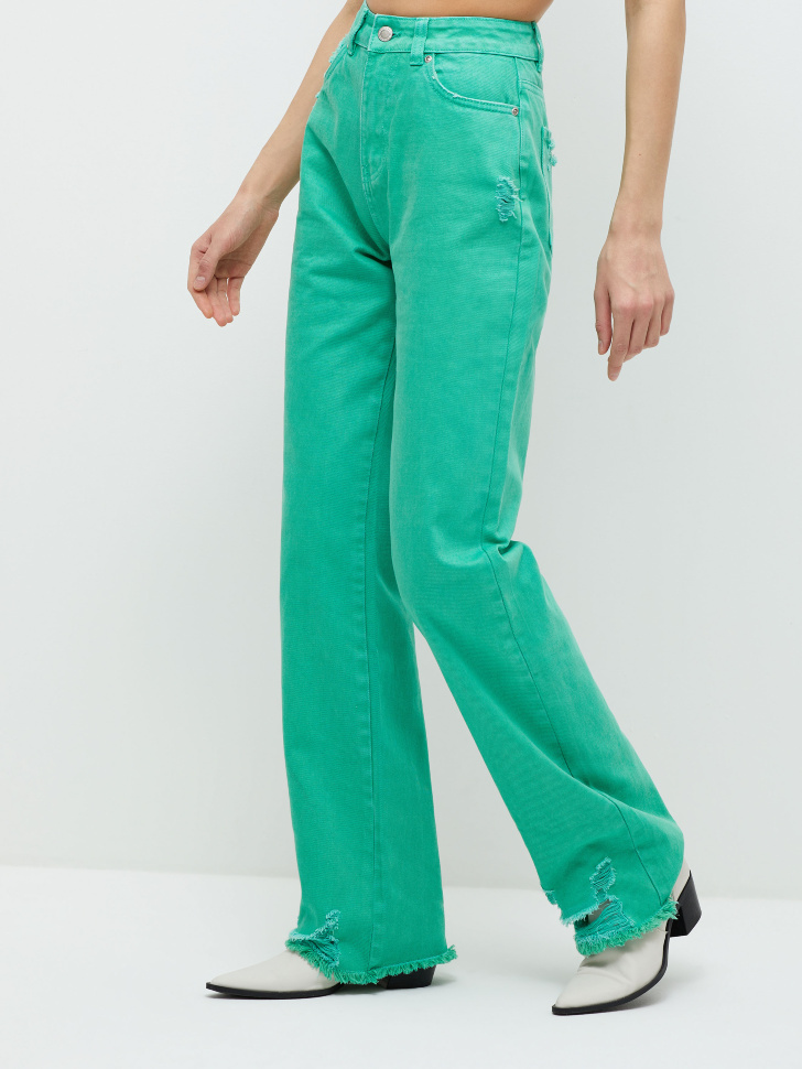 Прямые джинсы с рваным нижним краем (зеленый, L) от Sela