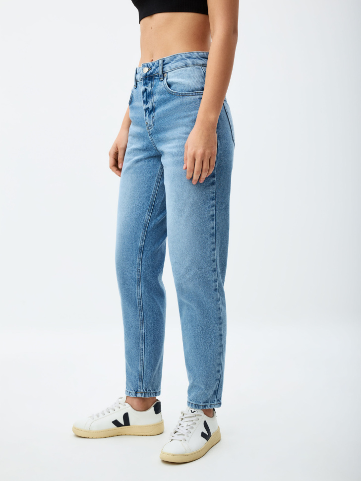 Джинсы 404 MOM FIT из органического хлопка. Фото №3