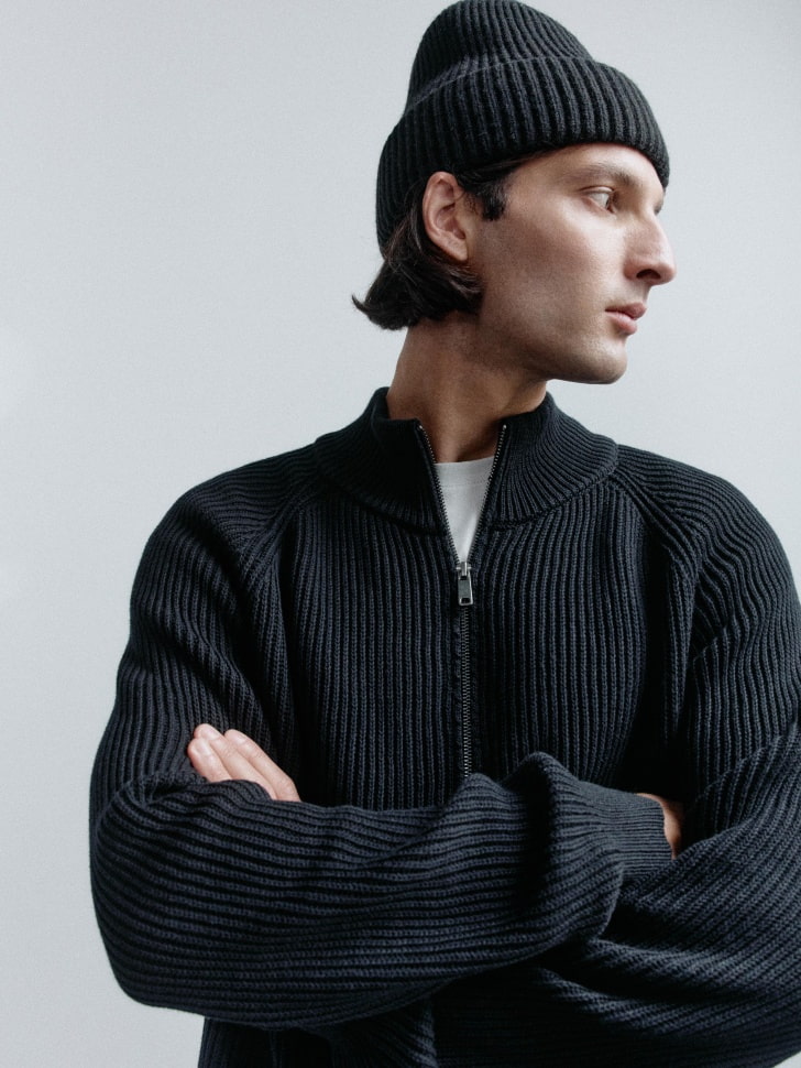 вязаный джемпер на молнии 4680704281835 в интернет магазине