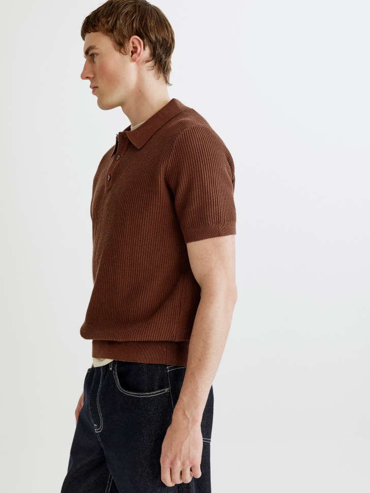 вязаное поло с коротким рукавом из россии вид сбоку