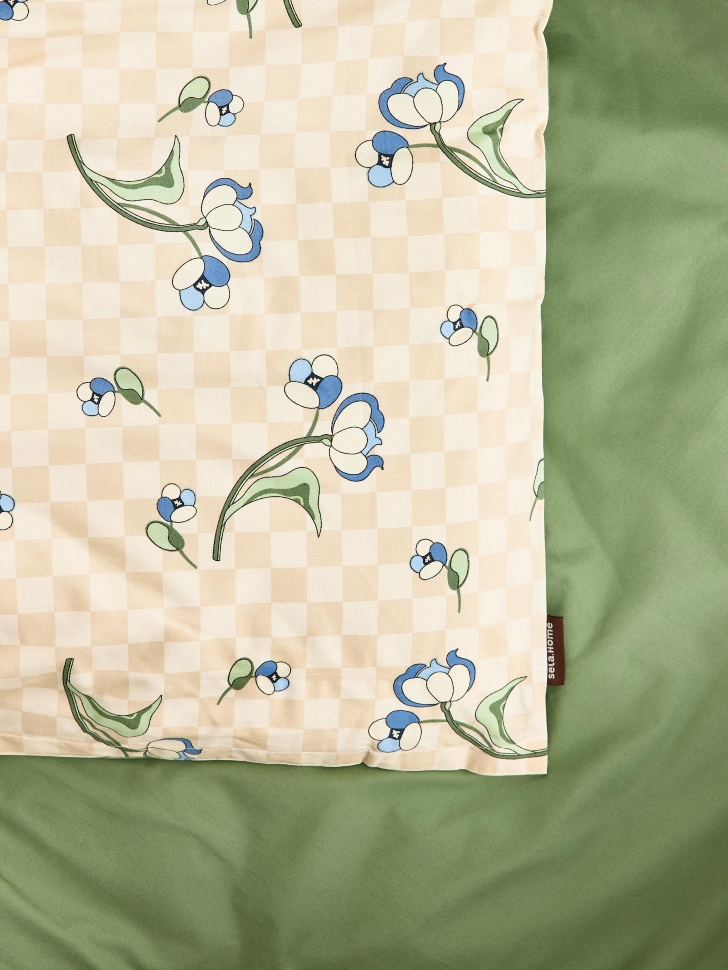 комплект постельного белья без простыни 1,5 спальный 140х200 см от бренда sela вид слева