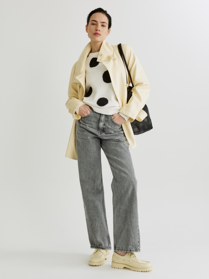 джемпер оверсайз в крупный горох от бренда sela вид слева