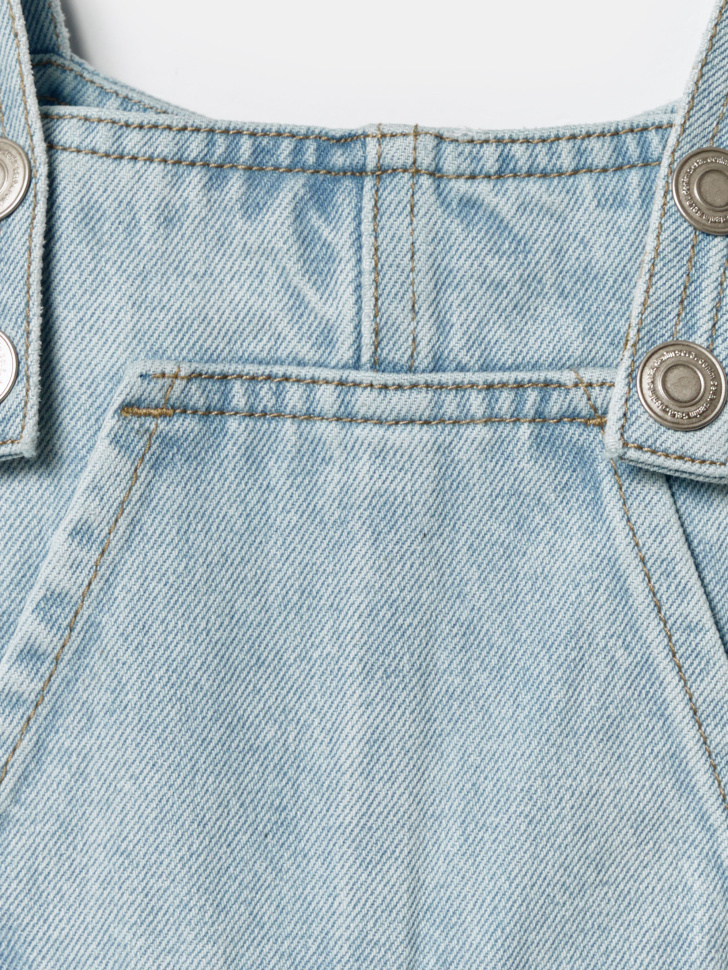 Товар голубого цвета с внутренней стороны