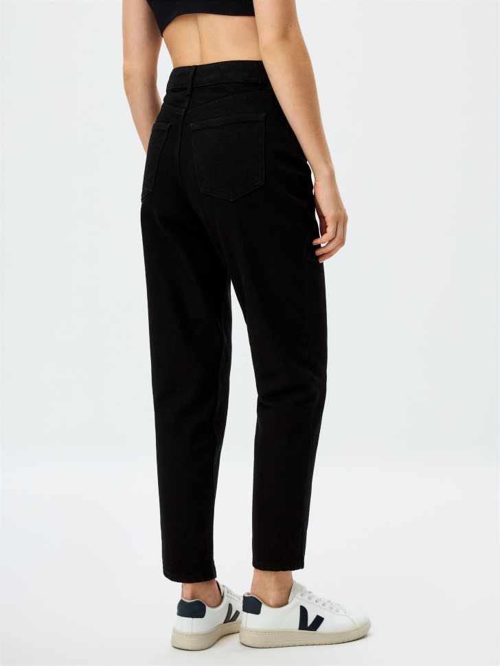 Джинсы 404 MOM FIT из органического хлопка. Фото №4
