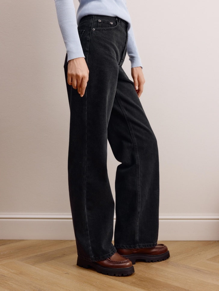 Товар с артикулом 4680798438788 вид сзади