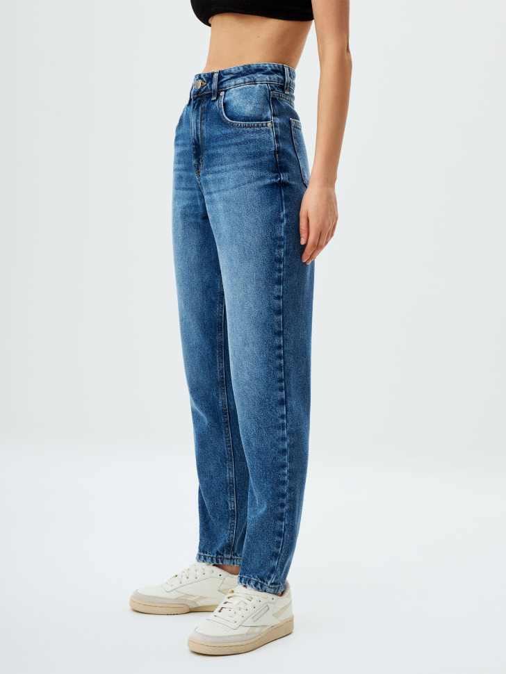 Джинсы 404 MOM FIT из органического хлопка. Фото №3