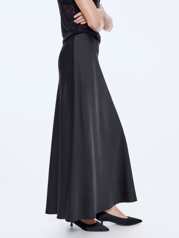сатиновая юбка макси 4610517053862 с промокодом