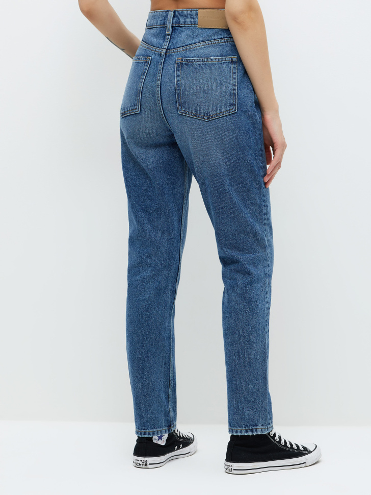 Базовые джинсы mom fit (синий, M) от Sela