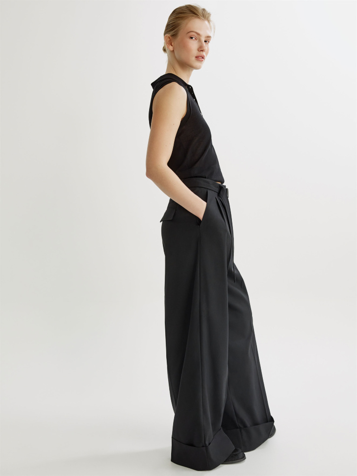 брюки с поясом и подворотом с содержанием шерсти из россии вид сбоку