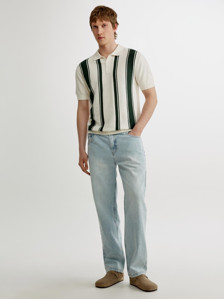 вязаное поло с коротким рукавом в полоску от бренда sela вид слева