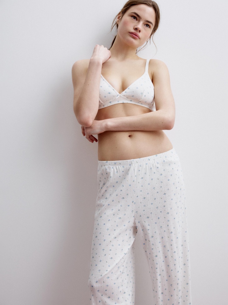 бюстгальтер с рельефным узором 4610517285676 со скидкой