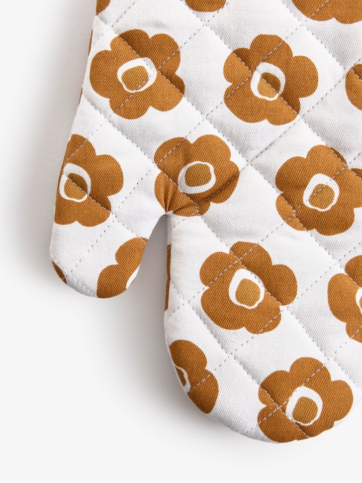 прихватка-рукавица от бренда sela вид слева