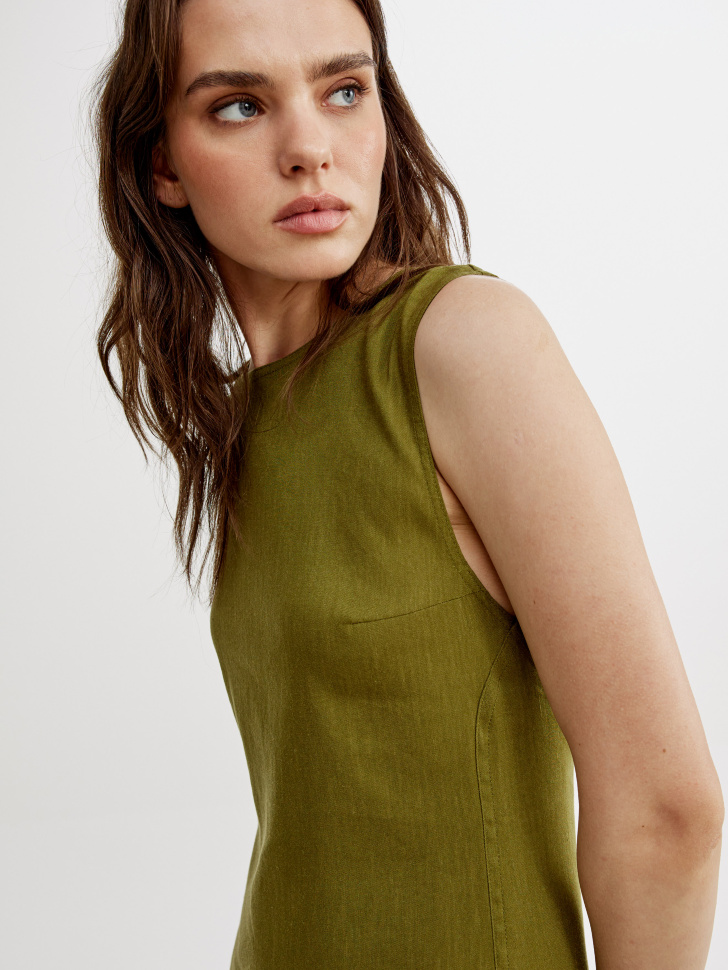 платье миди из смесового льна от бренда sela вид слева