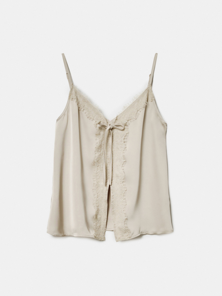 топ атласный с кружевом из линейки  young из проверенных материалов спереди