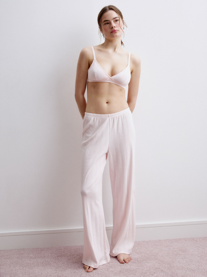 бюстгальтер с рельефным узором 4610517285744 по акции