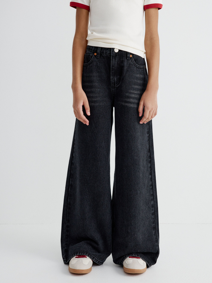 черные джинсы wide leg для девочек от бренда sela вид слева