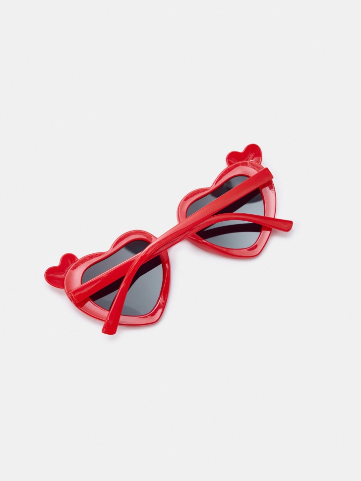 детские солнцезащитные очки в форме сердечек по цене 599 руб вид справа