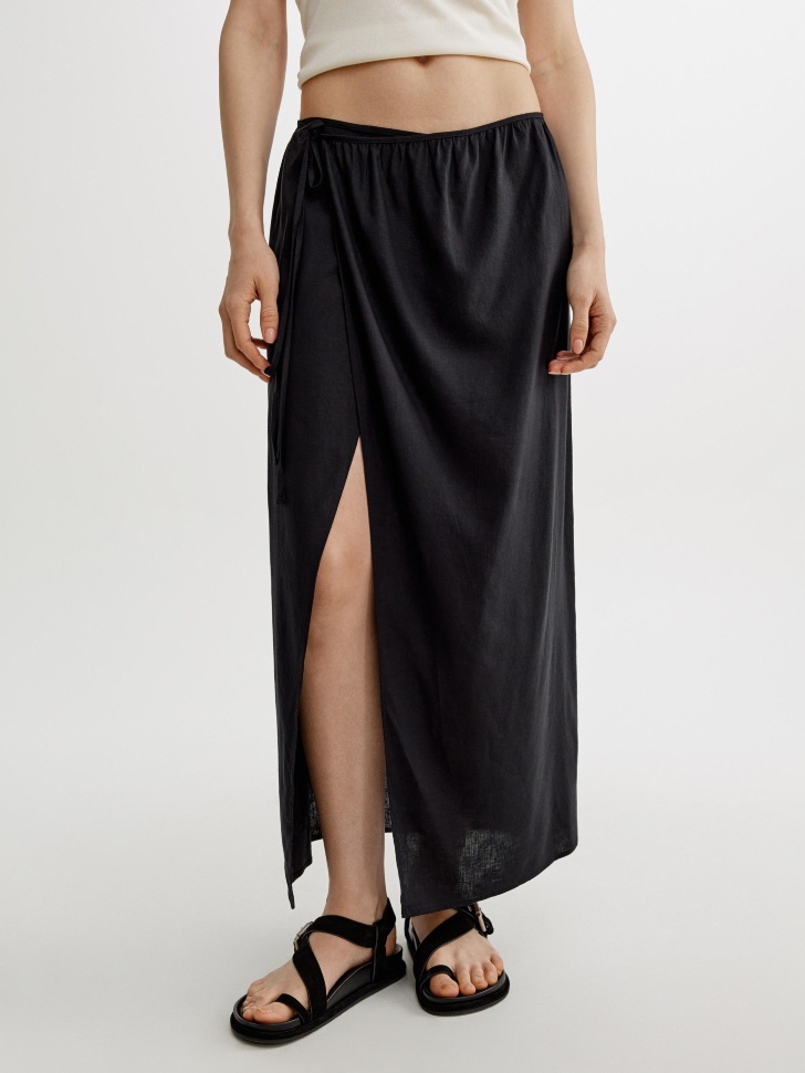 юбка с запахом из смесового льна от бренда sela вид слева