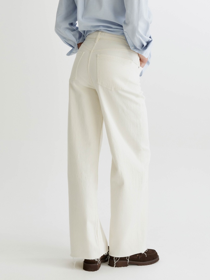 Товар с артикулом 4610517289247 вид сзади