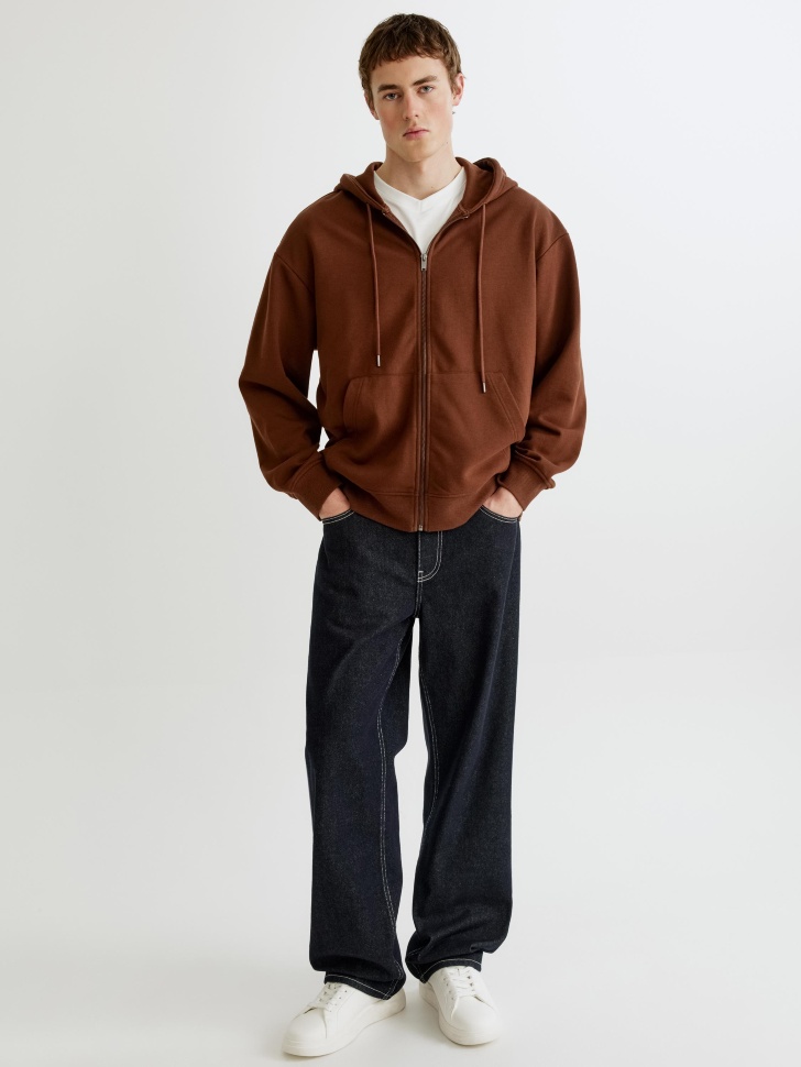 толстовка из футера на молнии от бренда sela вид слева