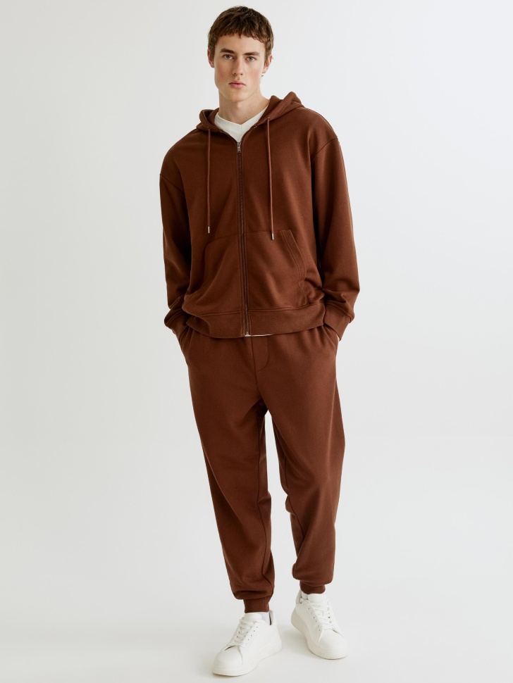 толстовка из футера на молнии из россии вид сбоку